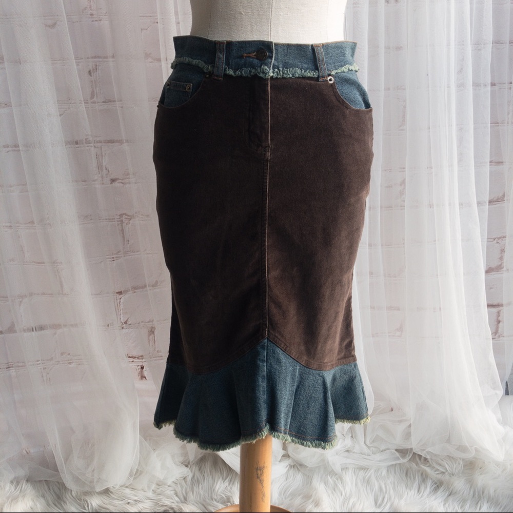 NAF NAF Jean Skirt with Brown Stretch Corduroy Women's Size 38 (Size 6 US)